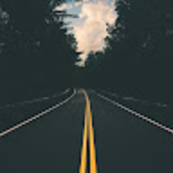 Meet your Posher, Ashley - Picture 1 of 1